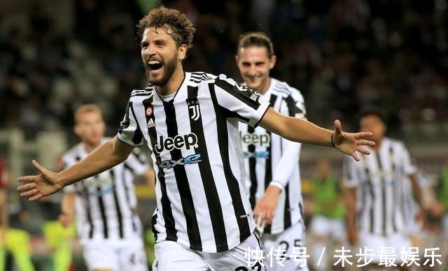 市队的后防 市队的后防